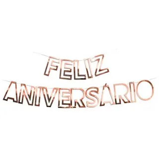 Faixa decorativa de letras rose gold formando "Feliz Aniversário", pendurada em fio