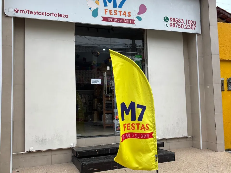 Fachada da loja M7 Festas na Rua Tenente Roma, 147, no bairro Alto da Balança, em Fortaleza